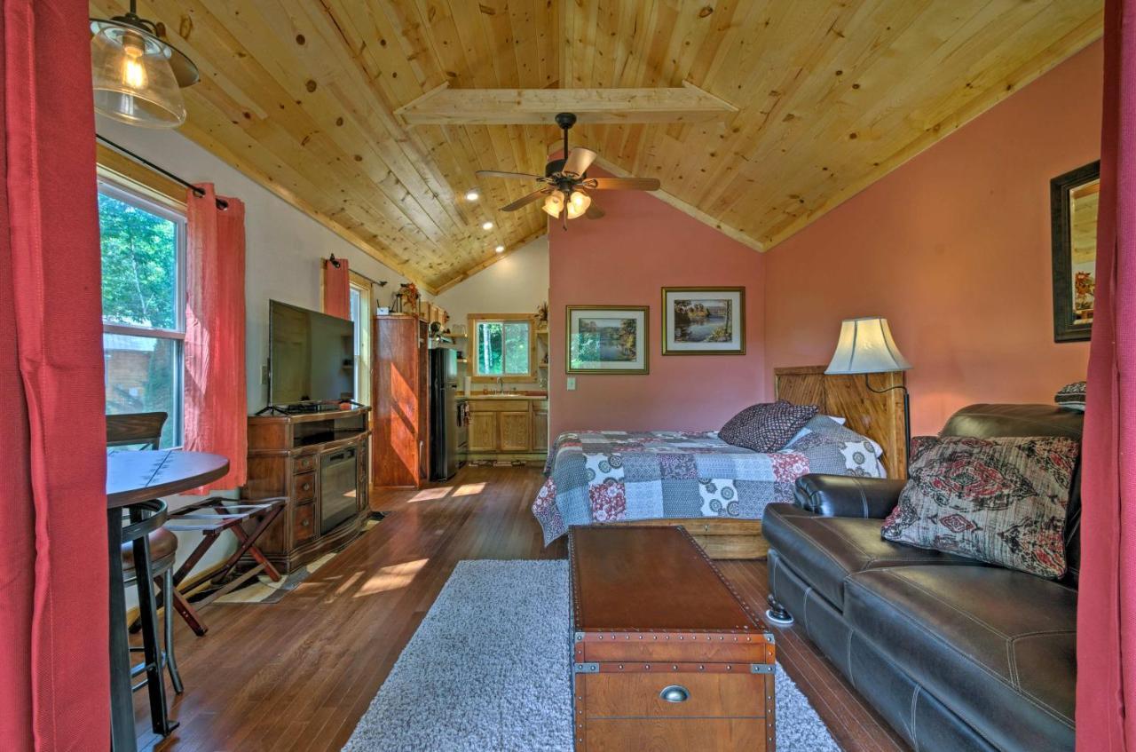 Bryson City Studio With Hot Tub - Near Nantahala! Bagian luar foto