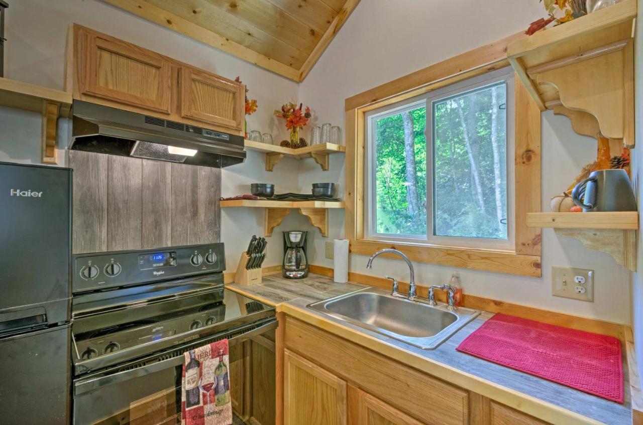 Bryson City Studio With Hot Tub - Near Nantahala! Bagian luar foto